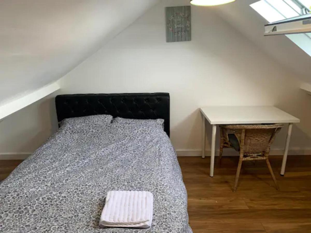 Modern 5 Bedroom Family House - 18 Mins To Station Londen Buitenkant foto